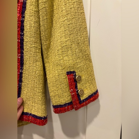 ****SOLD*** Chanel Spring 2006 Runway Yellow Tweed Jacket - Picture 10 of 12